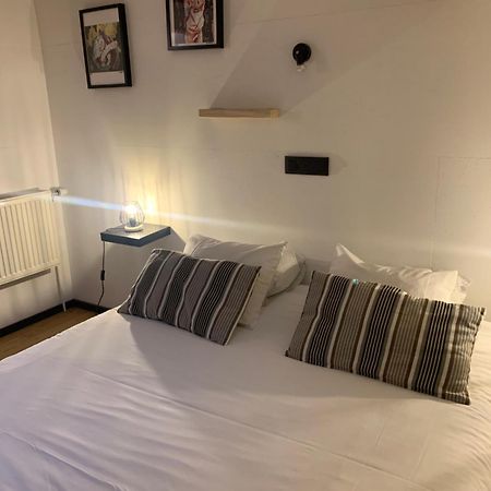 Froissart Studio Apartment Chimay Exterior foto